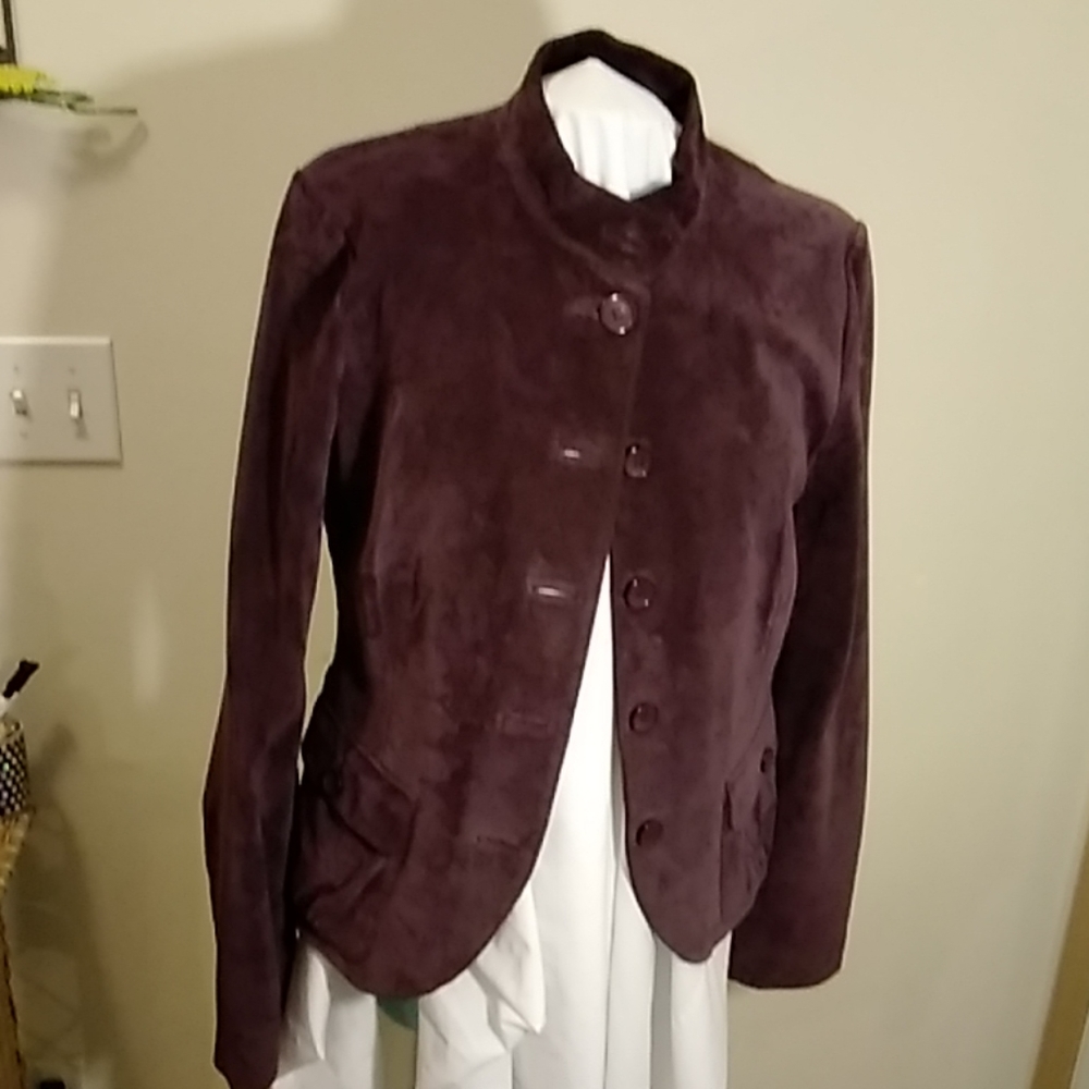 Leather coat Dk Brown swaid excellent  shape